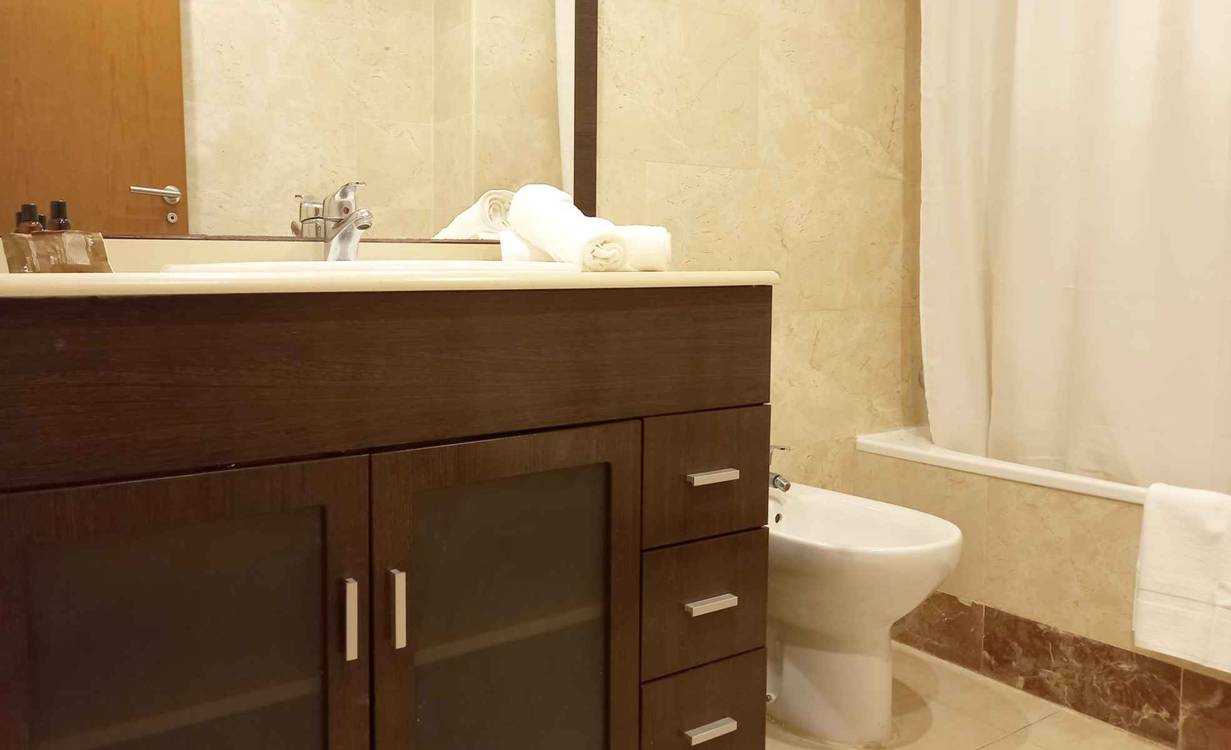 None CONJUNTO DE APARTAMENTOS TURISTICOS MARINA REY Almería None CONJUNTO DE APARTAMENTOS TURISTICOS MARINA REY Almería