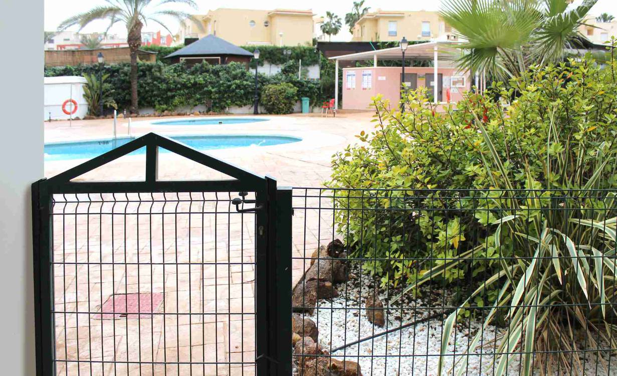 None CONJUNTO DE APARTAMENTOS TURISTICOS MARINA REY Almería None CONJUNTO DE APARTAMENTOS TURISTICOS MARINA REY Almería