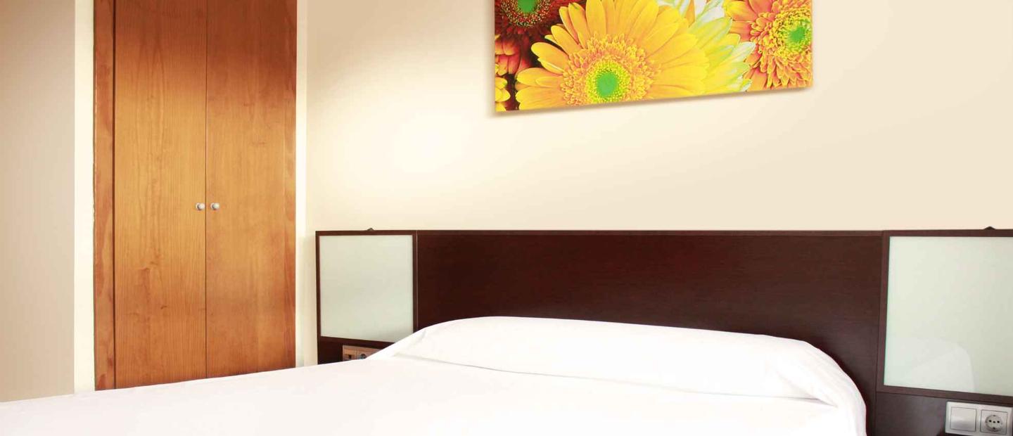 CONJUNTO DE APARTAMENTOS TURISTICOS MARINA REY Almería   CONJUNTO DE APARTAMENTOS TURISTICOS MARINA REY Almería