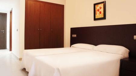 ESTUDIO CON TERRAZA VISTAS PISCINA  CONJUNTO DE APARTAMENTOS TURISTICOS MARINA REY Almería ESTUDIO CON TERRAZA VISTAS PISCINA  CONJUNTO DE APARTAMENTOS TURISTICOS MARINA REY Almería