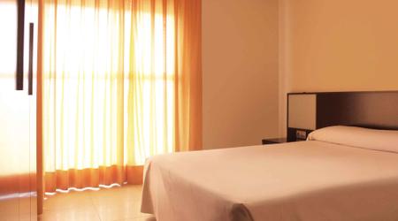 ÁTICO 1 DORMITORIO VISTAS EXTERIOR  CONJUNTO DE APARTAMENTOS TURISTICOS MARINA REY Almería ÁTICO 1 DORMITORIO VISTAS EXTERIOR  CONJUNTO DE APARTAMENTOS TURISTICOS MARINA REY Almería